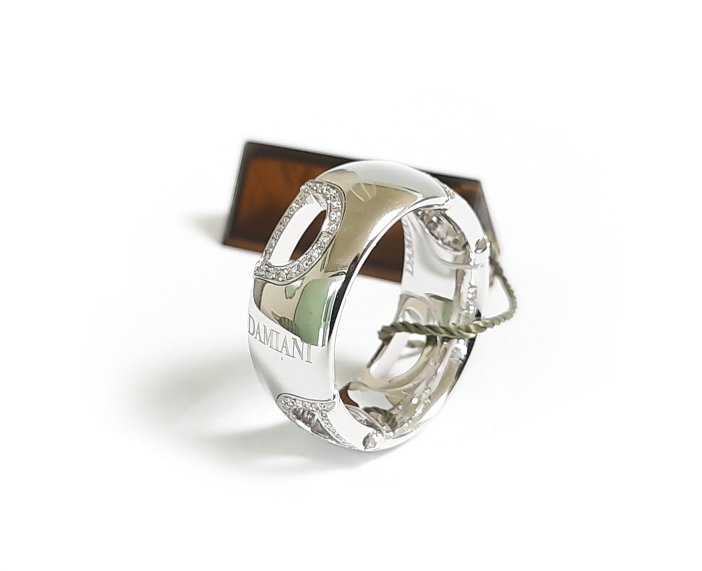 ANELLO DAMIANI D.ICON IN ORO BIANCO CON DIAMANTI ( ct. 0,20 ) AL NUMERO 14