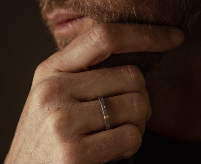 ANELLO DA UOMO MANO JEWELS MINIMAL COLLECTION IN TITANIO, ORO ROSA 18 KT E DIAMANTI WHITE (ct. 0,10) - immagine 5