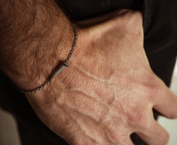 BRACCIALE DA UOMO MANO JEWELS LUCKY HORN COLLECTION IN TITANIO E DIAMANTI BLACK (ct. 0,05) - immagine 3