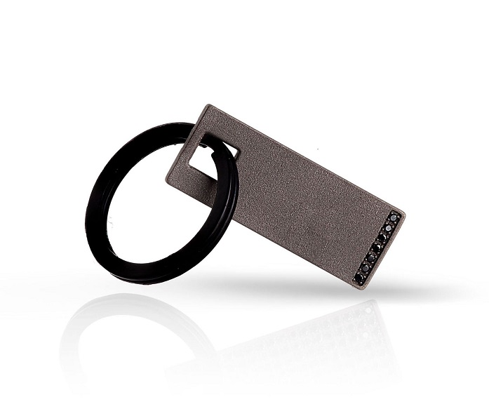 PORTACHIAVI DA UOMO MANO JEWELS MINIMAL COLLECTION IN TITANIO CON TARGHETTA E DIAMANTI BLACK ( ct. 0,07 )