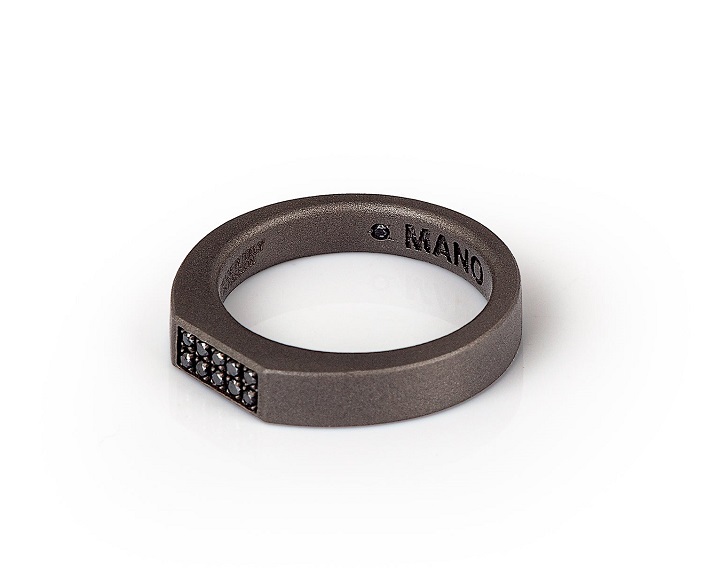 ANELLO DA UOMO MANO JEWELS MINIMAL COLLECTION IN TITANIO E DIAMANTI BLACK (ct. 0,10) - immagine 2