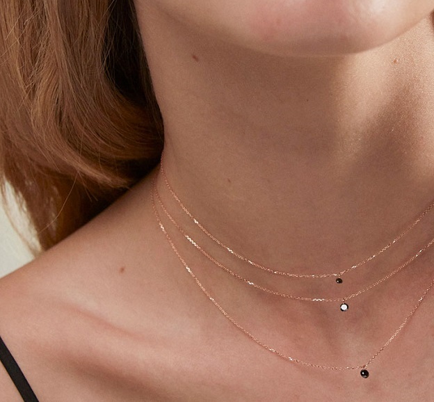 COLLANA MAMAN ET SOPHIE AVRVM DIAMANTE NUDO NERO IN ORO ROSA CON DIAMANTE NERO (ct.0,10) - immagine 3