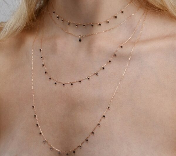 COLLANA MAMAN ET SOPHIE AVRVM DIAMANTI NERI IN ORO ROSA CON DIAMANTE NERO A GOCCIA - immagine 2
