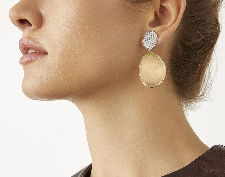 ORECCHINI MARCO BICEGO LUNARIA IN ORO GIALLO E BIANCO CON DIAMANTI (ct. 1,33) - immagine 2