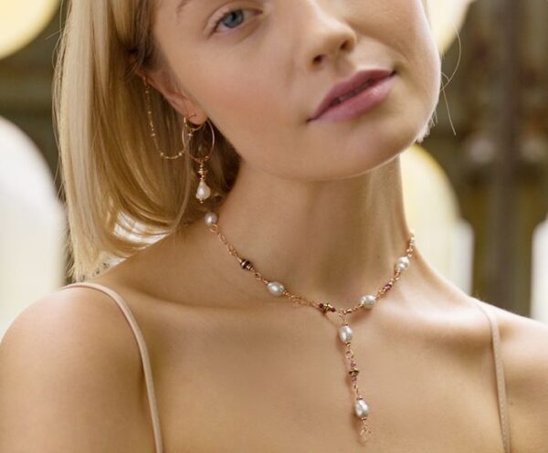 COLLANA MAMAN ET SOPHIE FASHION PERLA SCARAMAZZA IN ARGENTO 925, PERLE SCARAMAZZE, EMATITE, SMERALDO VERDE, RUBINO ROSSO, GRANATO ROSSO E TORMALINA ROSA - immagine 2