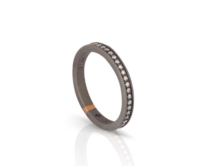 ANELLO DA UOMO MANO JEWELS MINIMAL COLLECTION IN TITANIO, ORO ROSA 18 KT E DIAMANTI WHITE (ct. 0,43) - immagine 2