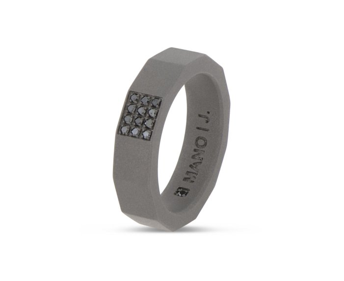 ANELLO DA UOMO MANO JEWELS MINIMAL COLLECTION IN TITANIO E DIAMANTI BLACK (ct. 0,15)